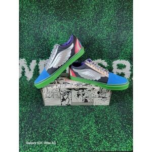 Size 11 - VANS Marvel x Old Skool Avengers excellent condition with original box